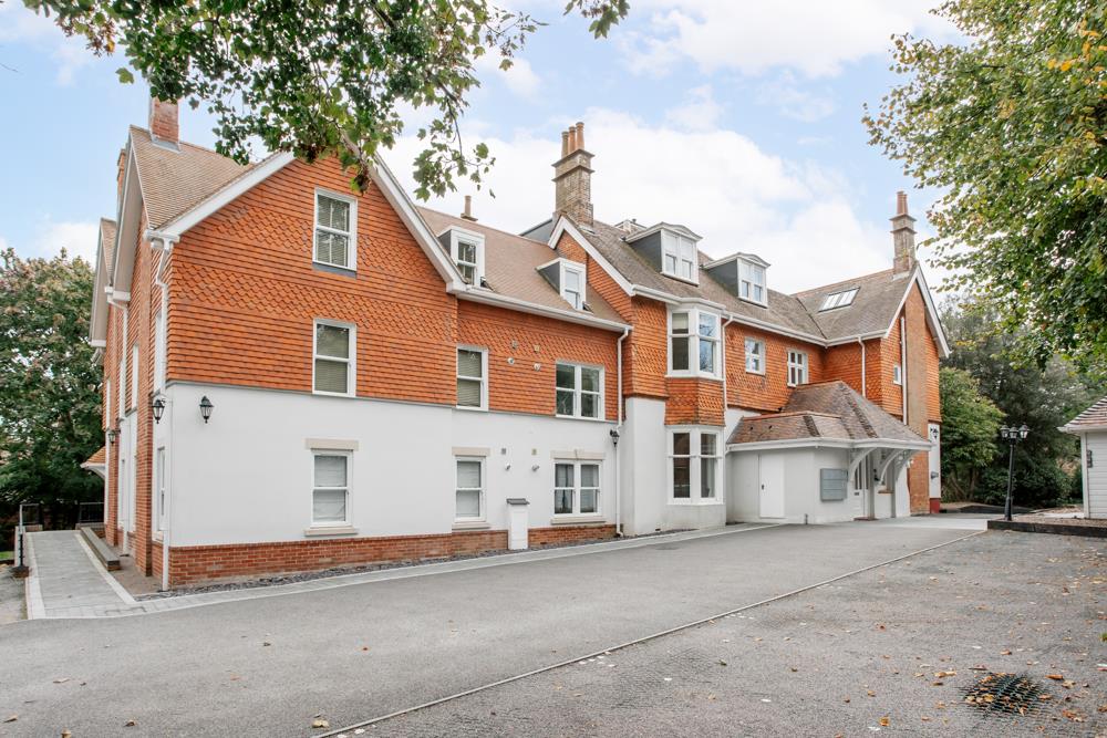 McKinley Road, West Cliff, Bournemouth Saxe Coburg